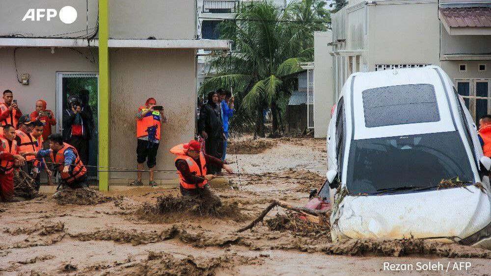 ببینید | سیل بی سابقه در ایالت واشنگتن / ده ها هزار نفر خانه های خود را ترک کردند