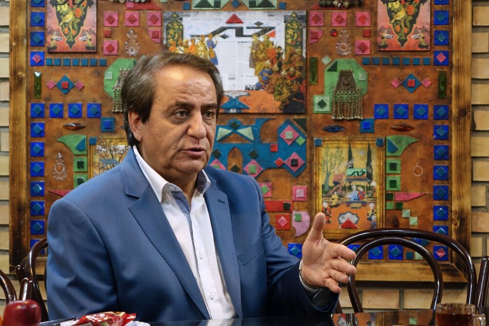 ریزش شدید قیمت جهانی طلا بازار ایران را در شوک فرو برد/ رفتار معاملهگران تغییر کرد ریزش شدید قیمت جهانی طلا بازار ایران را در شوک فرو برد/ رفتار معاملهگران تغییر کرد