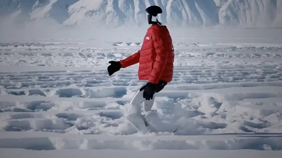 شگفتی در یخبندان / قدم زدن ربات انساننما در دمای منفی ۴۷ درجه شگفتی در یخبندان / قدم زدن ربات انساننما در دمای منفی ۴۷ درجه