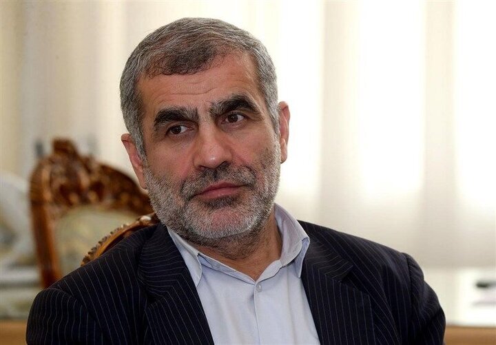 نایب رییس مجلس: تنگه هرمز از «الطاف خفیه الهی» و از «بمب اتم» برای ما مهم‌تر است